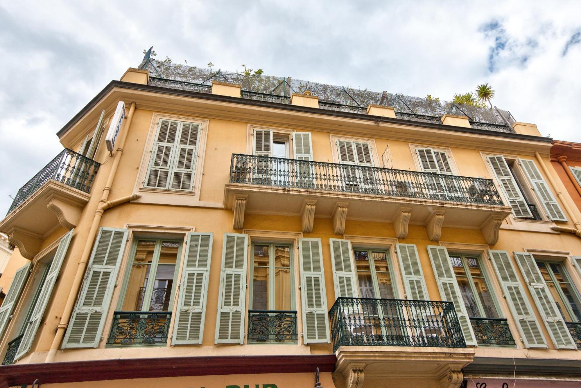 9 Alberti Centre Nice
