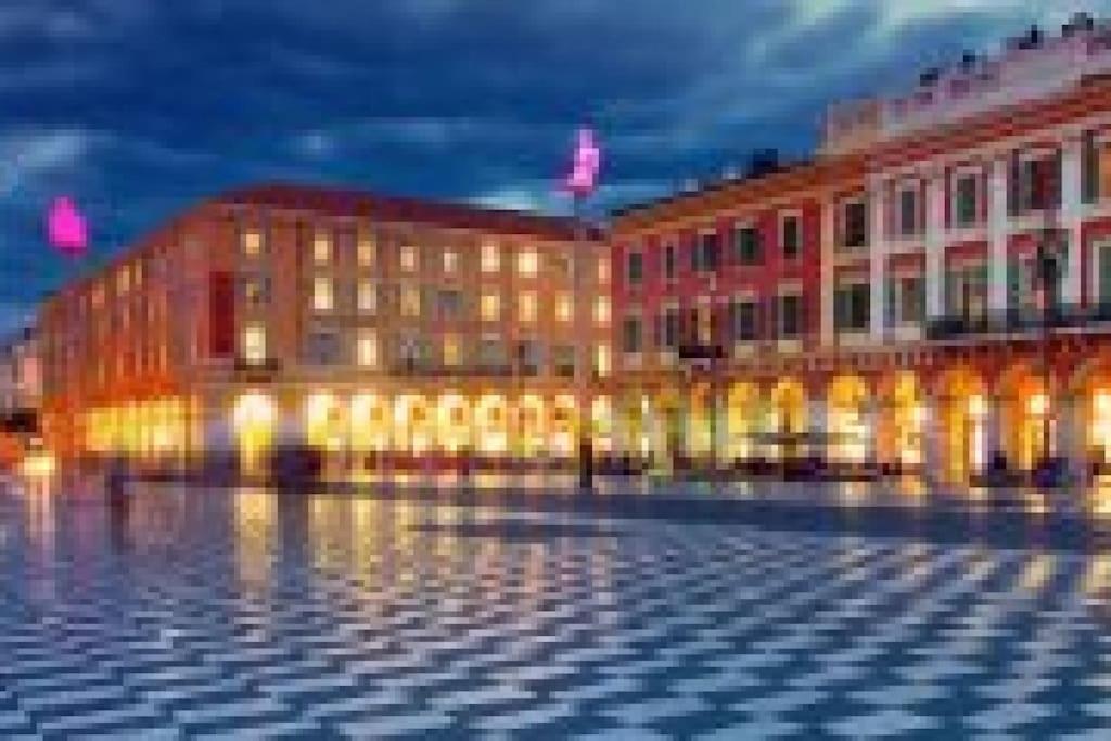 Chic Vieux 3 Min De La *