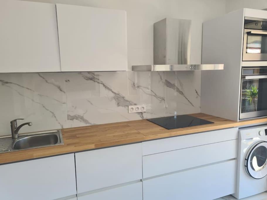 Superbe Luxueux Spacieux 50 M2 Port Apartamento
