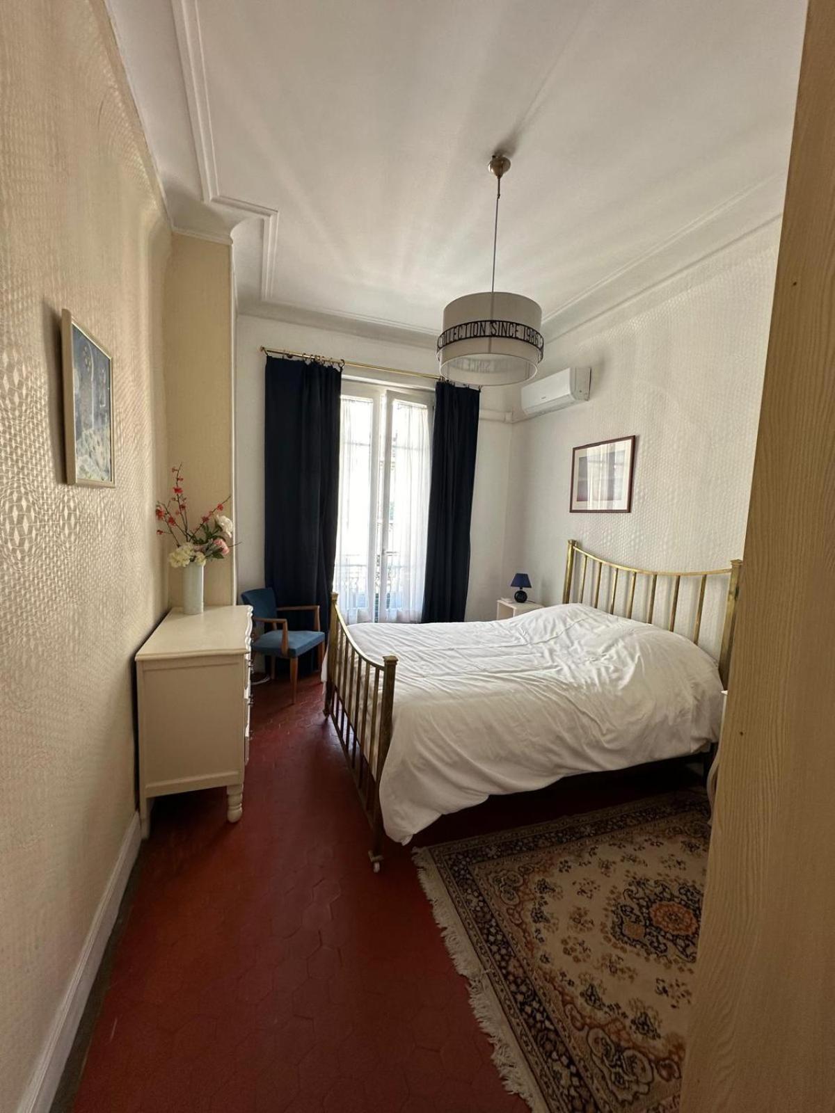 Beau T2 Proche Negresco Apartamento