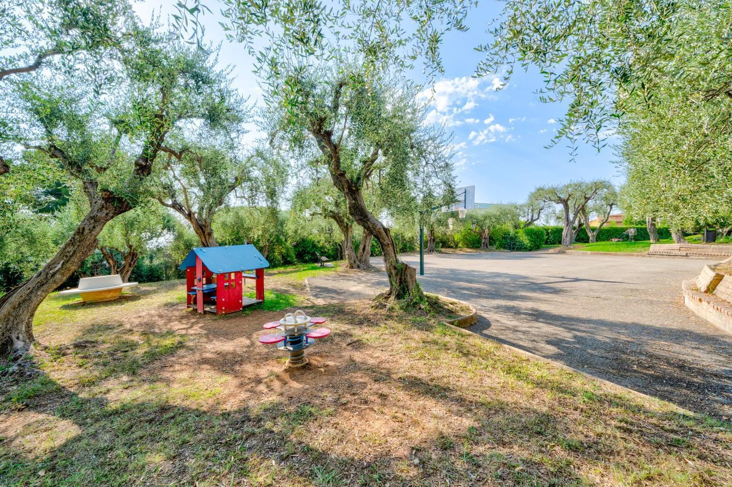 Superbe 2 Pieces Clim Et Parking Apartment *