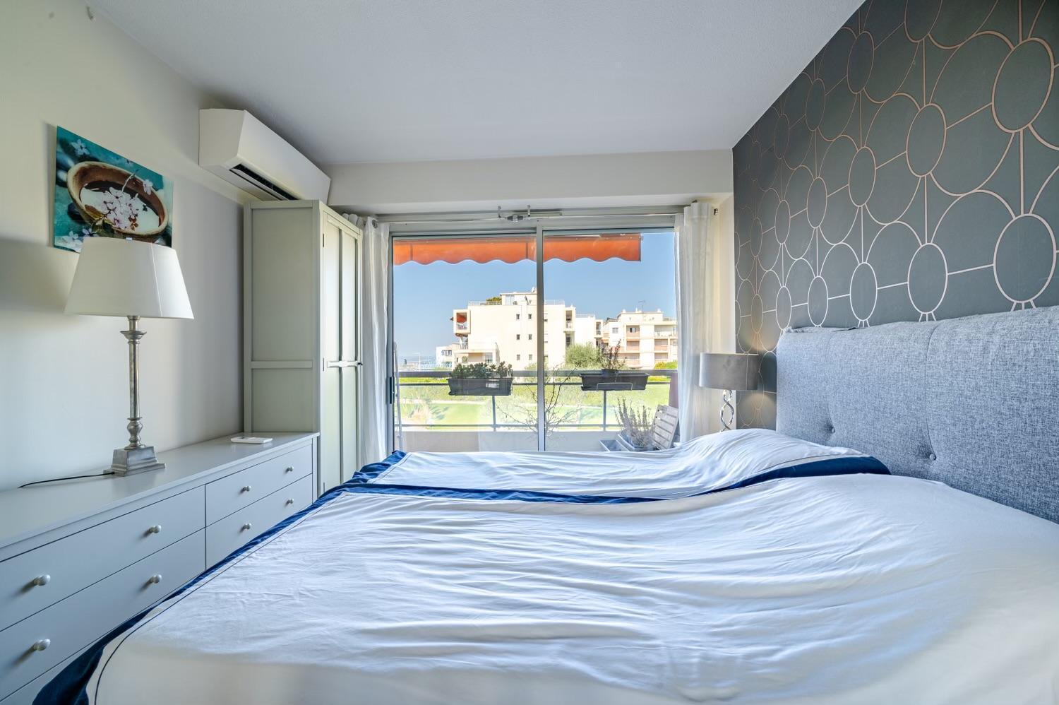 Superbe 2 Pieces Clim Et Parking Apartment