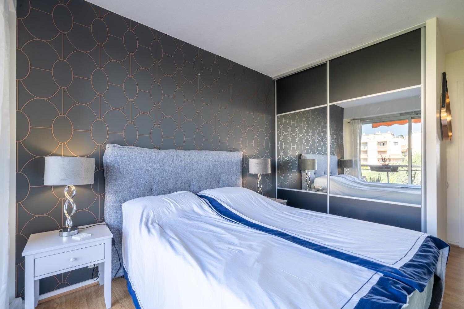 Apartment Superbe 2 Pieces Clim Et Parking *