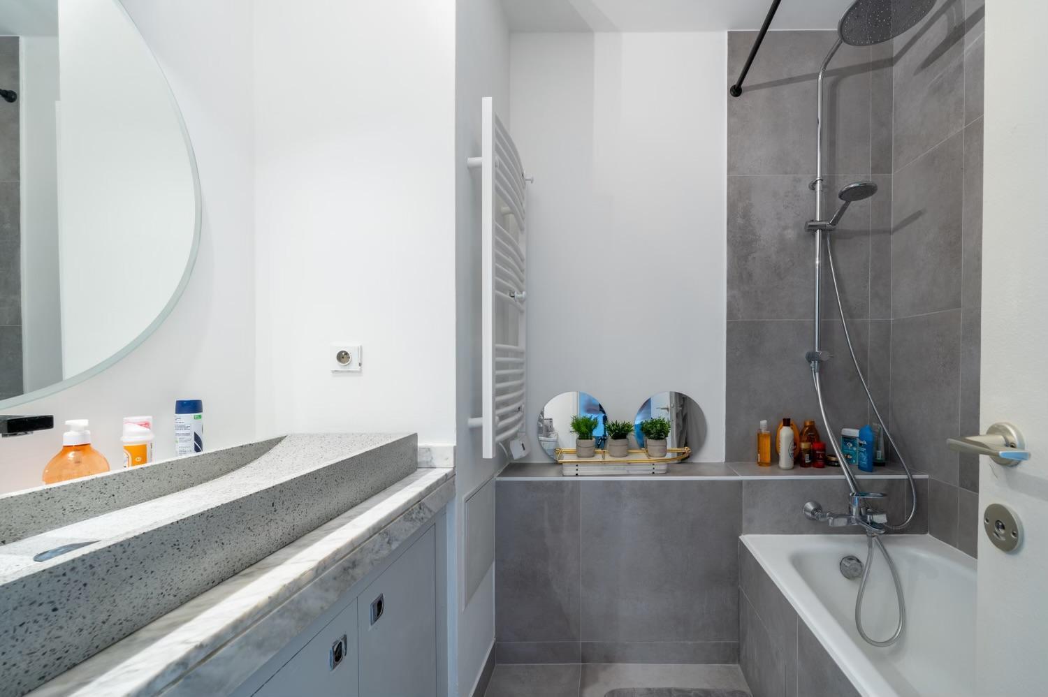 Superbe 2 Pieces Clim Et Parking Apartment *