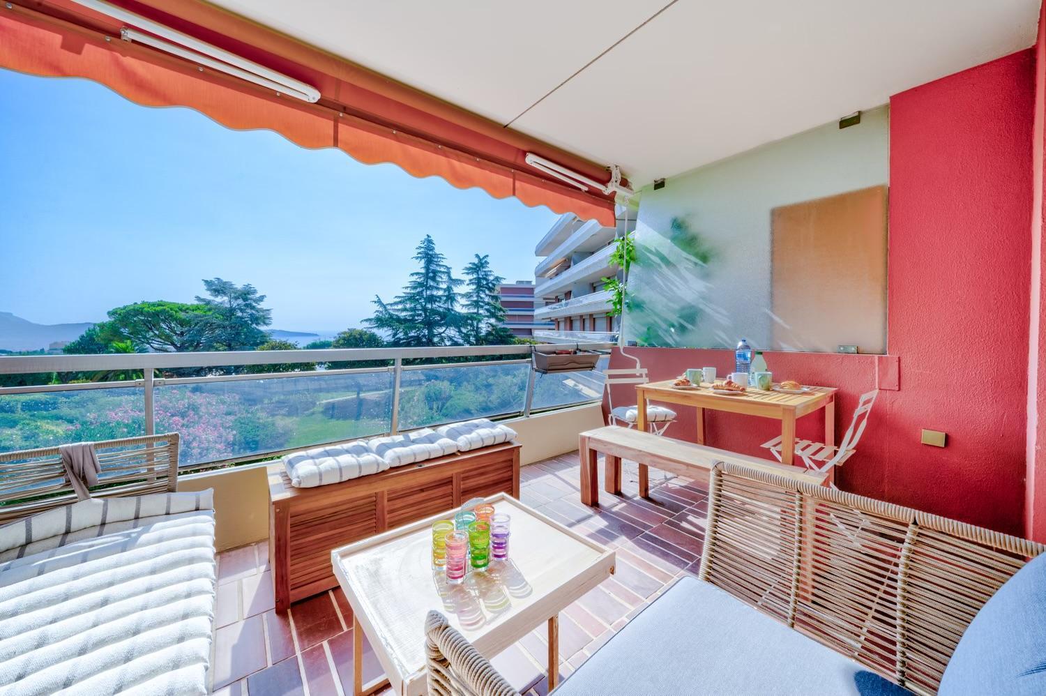 Apartment Superbe 2 Pieces Clim Et Parking *