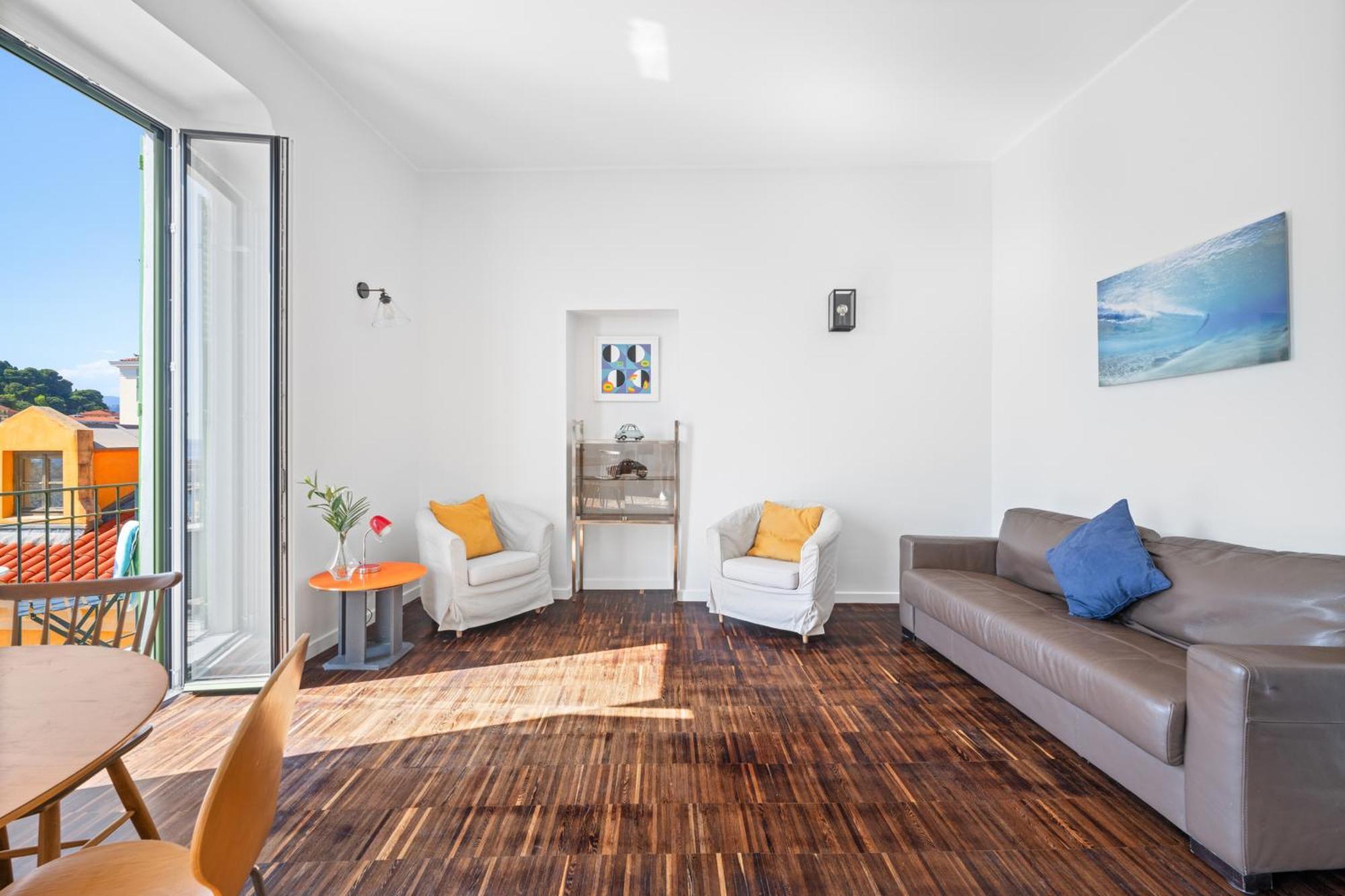 Sunlight - Capitaine 54 - 1 Bedroom, Stunning With Balcony And Port View Apartment *