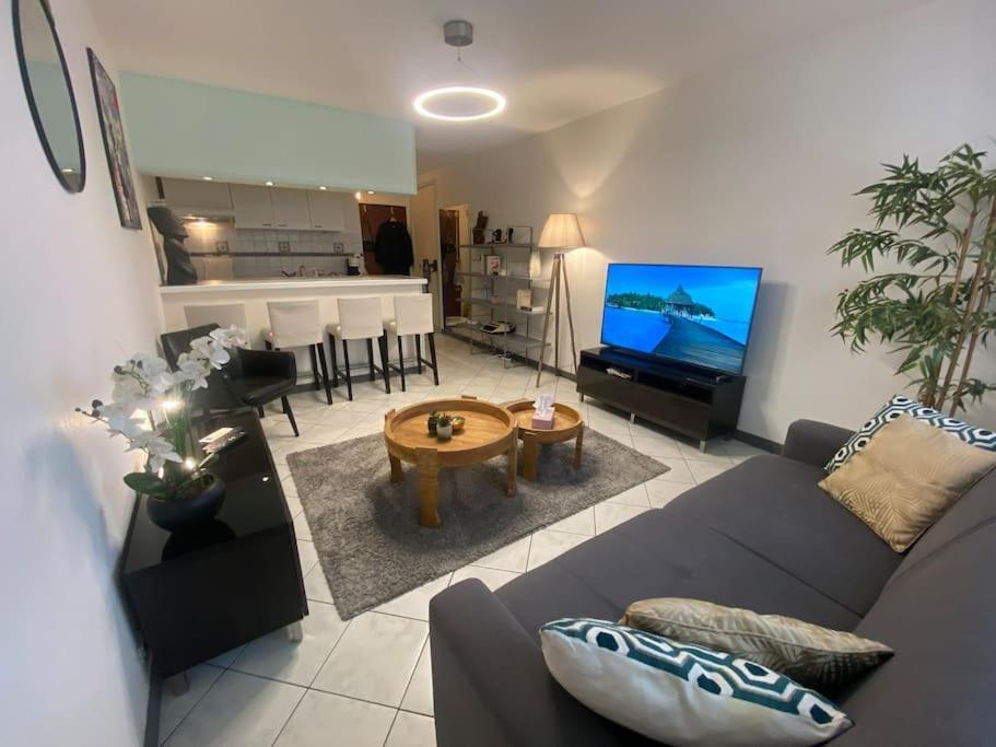 Grand Tres Bien Situe! * Nice