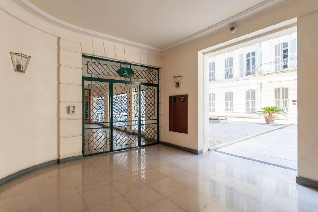 L53 1br Des Postes, Place Massena Terrace & Ac *