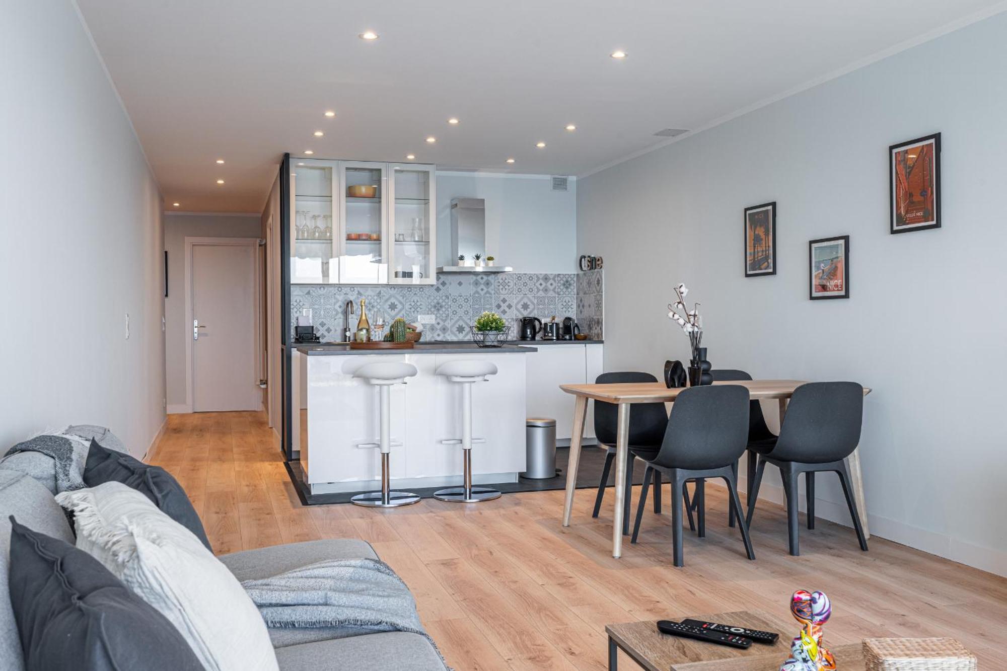 Apartment Panoramic Sea View - 1 Bdr Promenade Des Nice