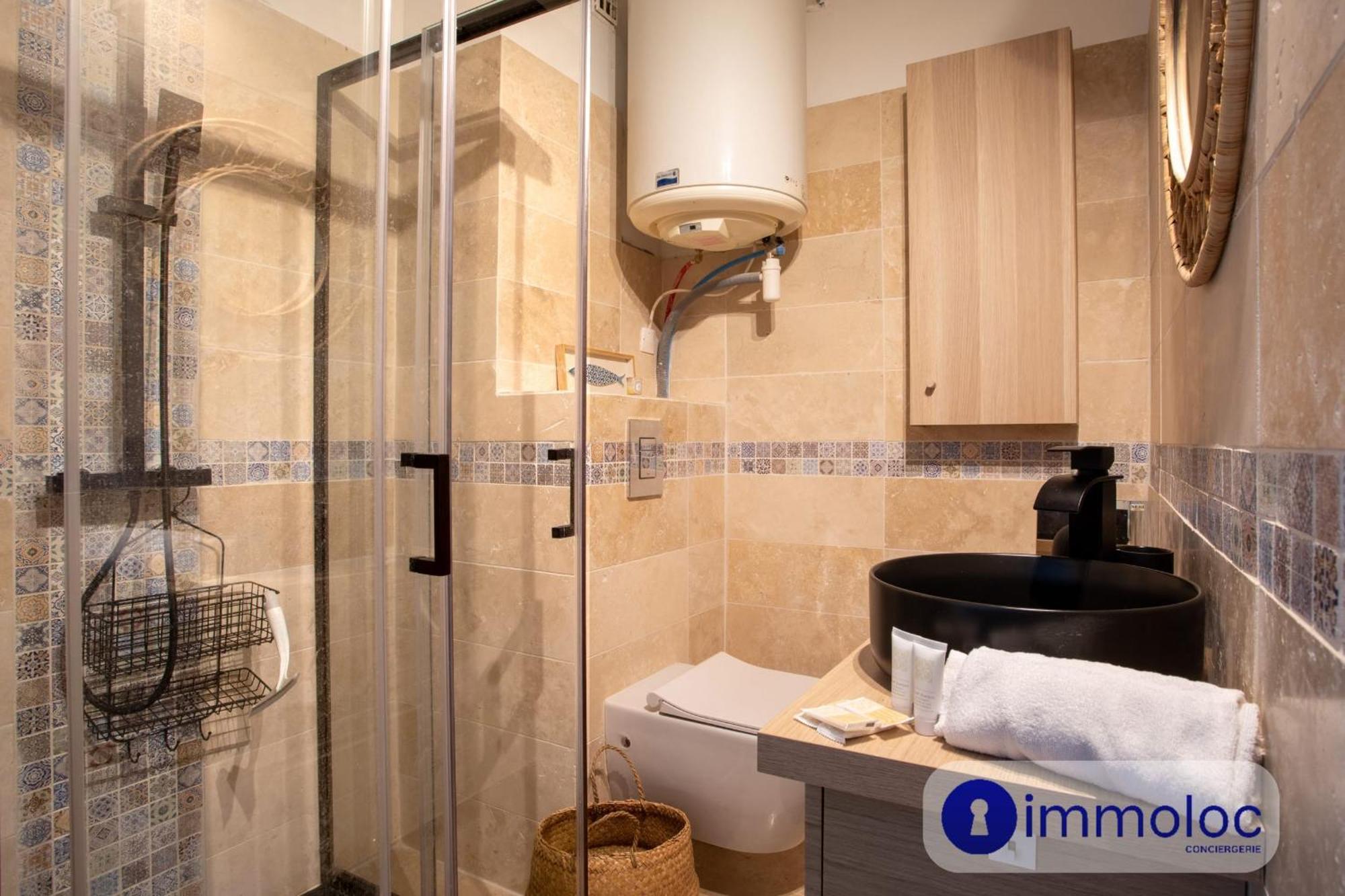 With Air Conditioning Liberation