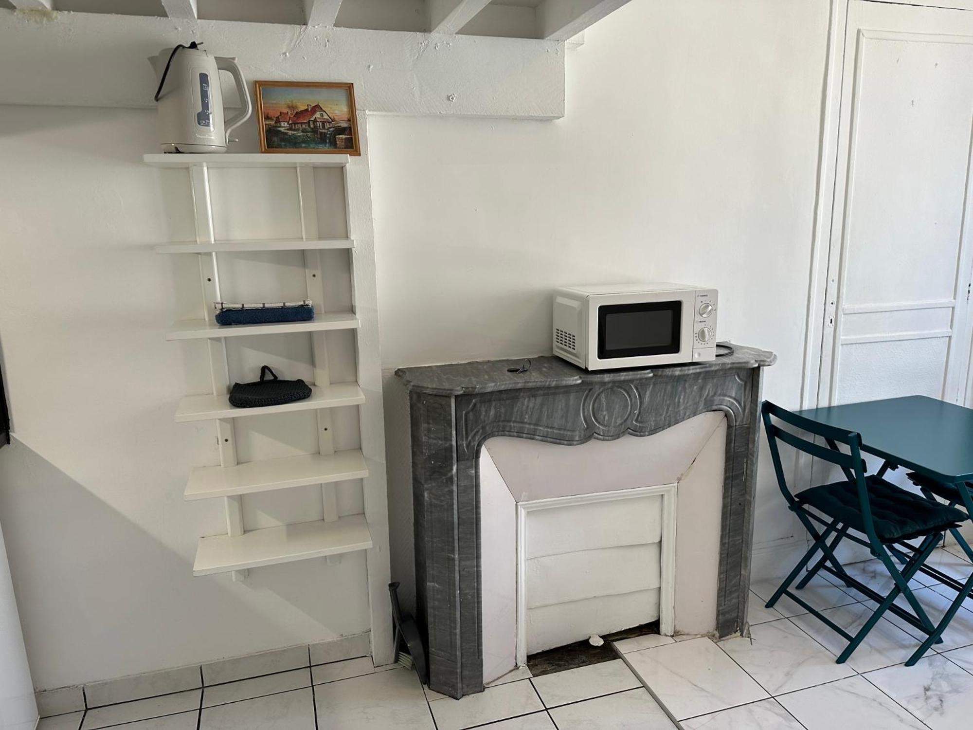 Les Balconnets Ap3 Centre Capsule hotel *