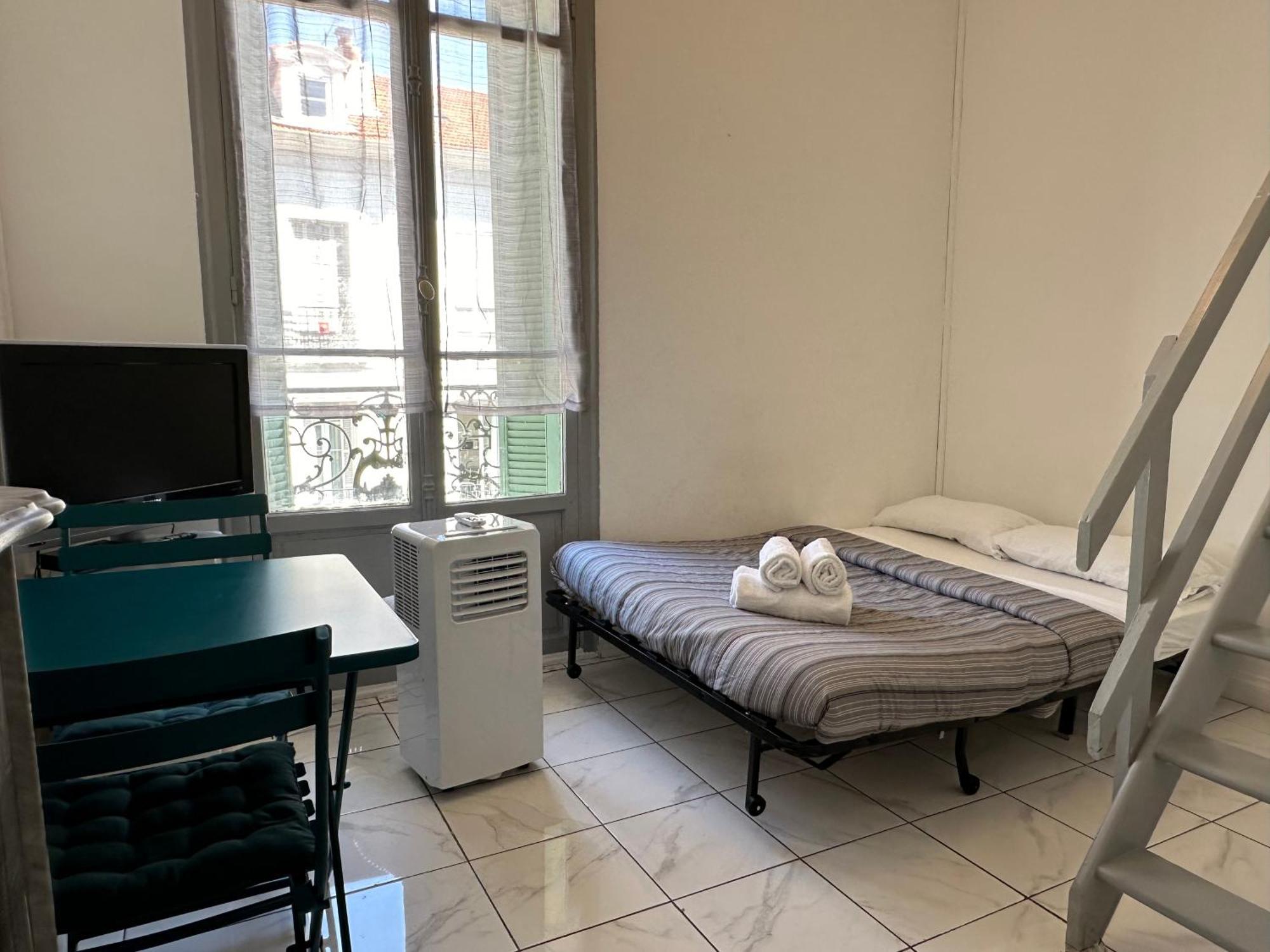 Les Balconnets Ap3 Centre Capsule hotel Nice