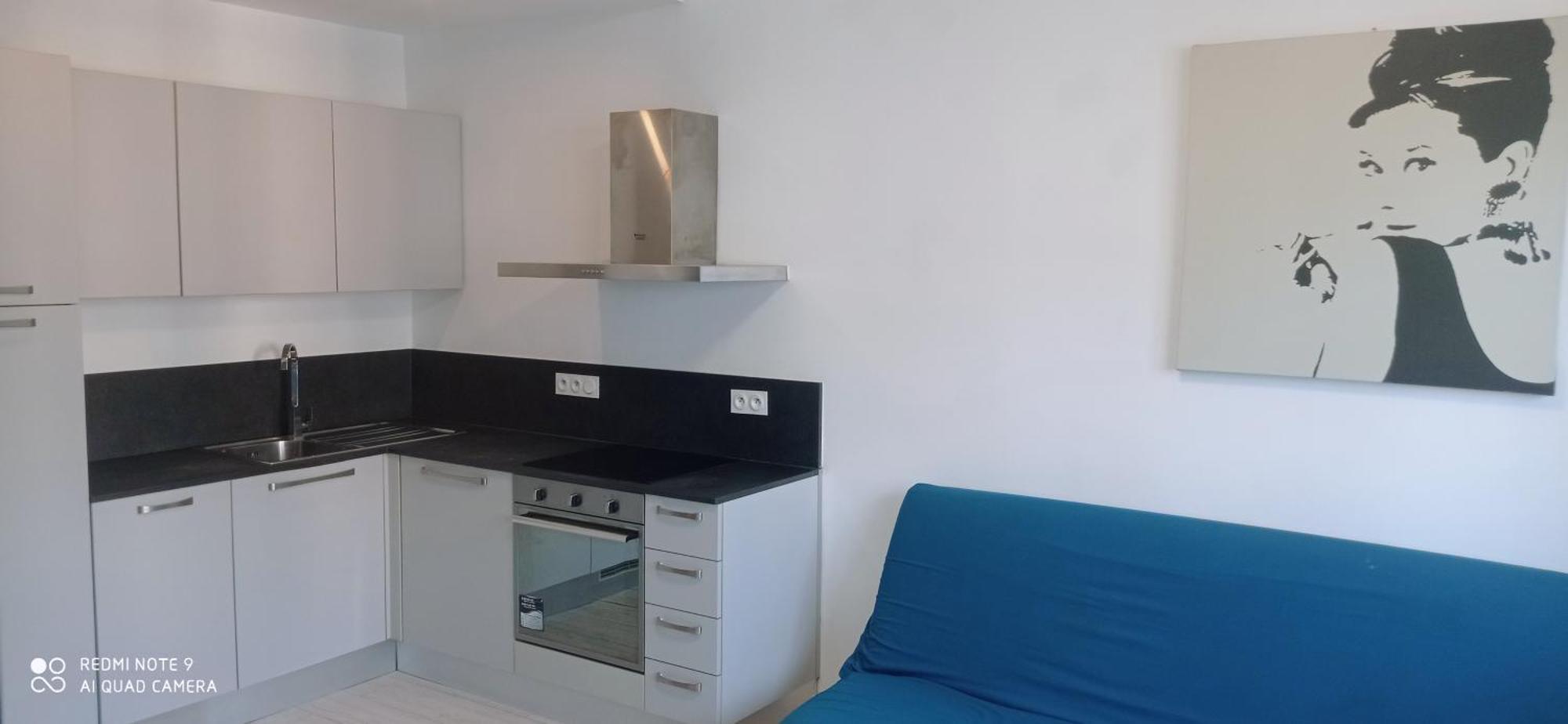 2 Pieces Apartment *