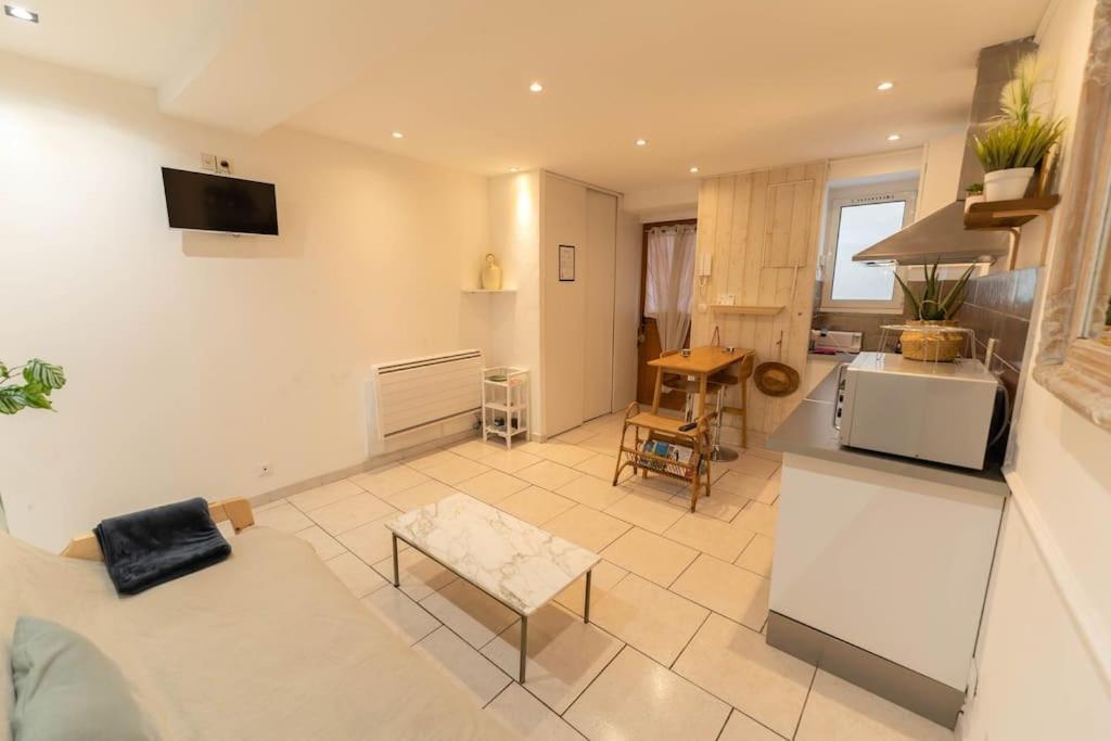2p, Quartier Du Port, Apartment *