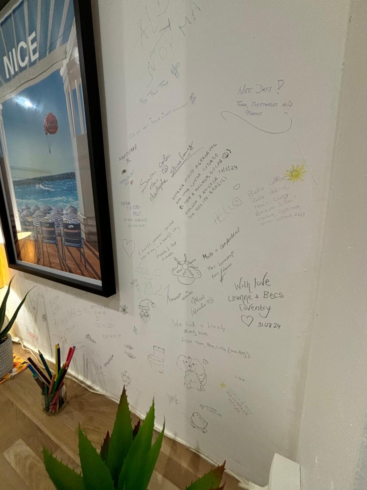 Homestay Les De Cedric Iconic Tram Gare Pour Personnes Calmes *