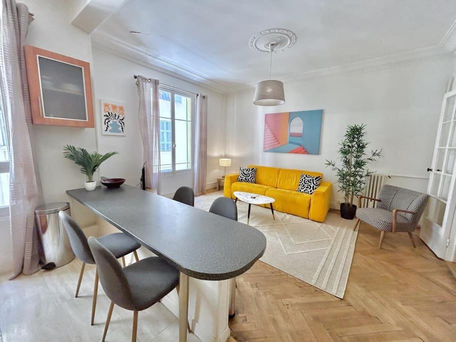 Apartment 3p En Centre Ville, Spacieux Et Calme Nice