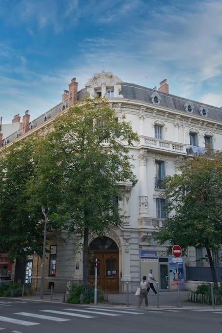 Tres Cosy, En Plein Centre-ville, Proximite Plage, Centre Appartement