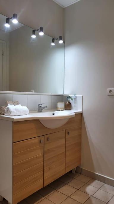 Patio D'azur- Coquet 2pers 2lits Proche Plages Appartement Nice
