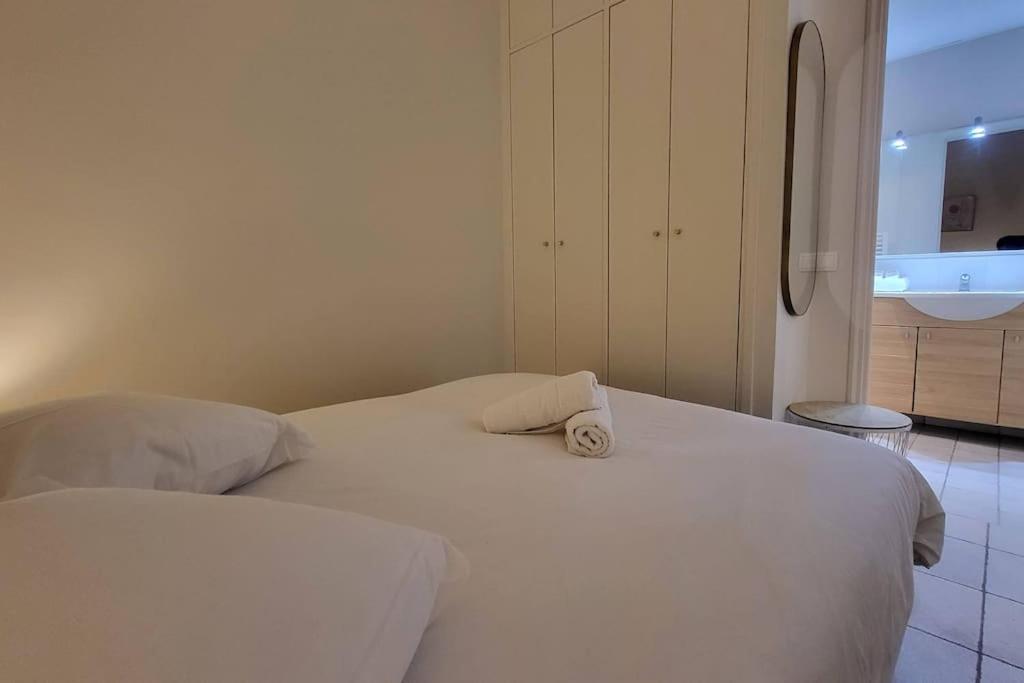 Appartement Patio D'azur- Coquet 2pers 2lits Proche Plages Nice