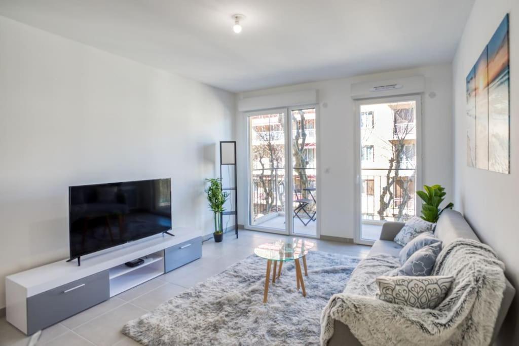 Luxurious Serviced In The French Riviera , Monaco Apartment Nice