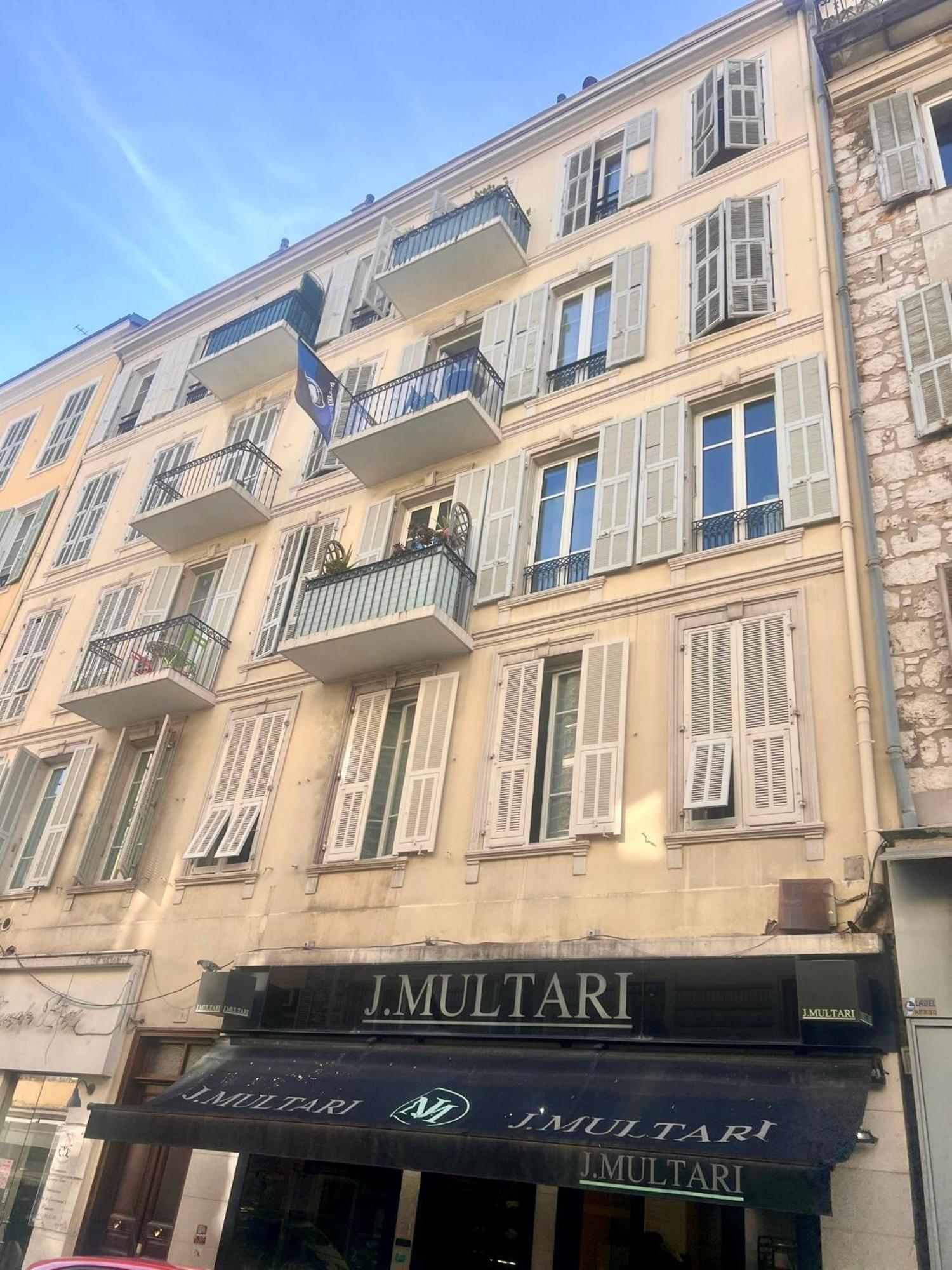 Stunning In The Gold Square Of Nice! Nice