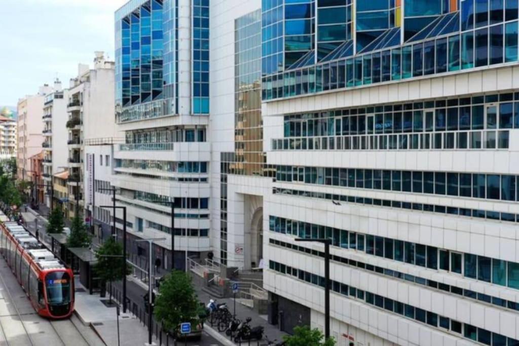 Apartment 2p Moderne Proche Promenade Des Anglais, Apercu Nice