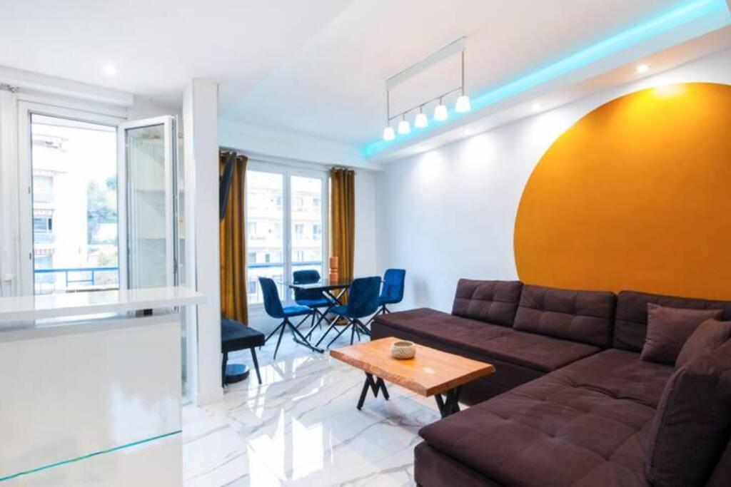 2p Moderne Proche Promenade Des Anglais, Apercu Nice