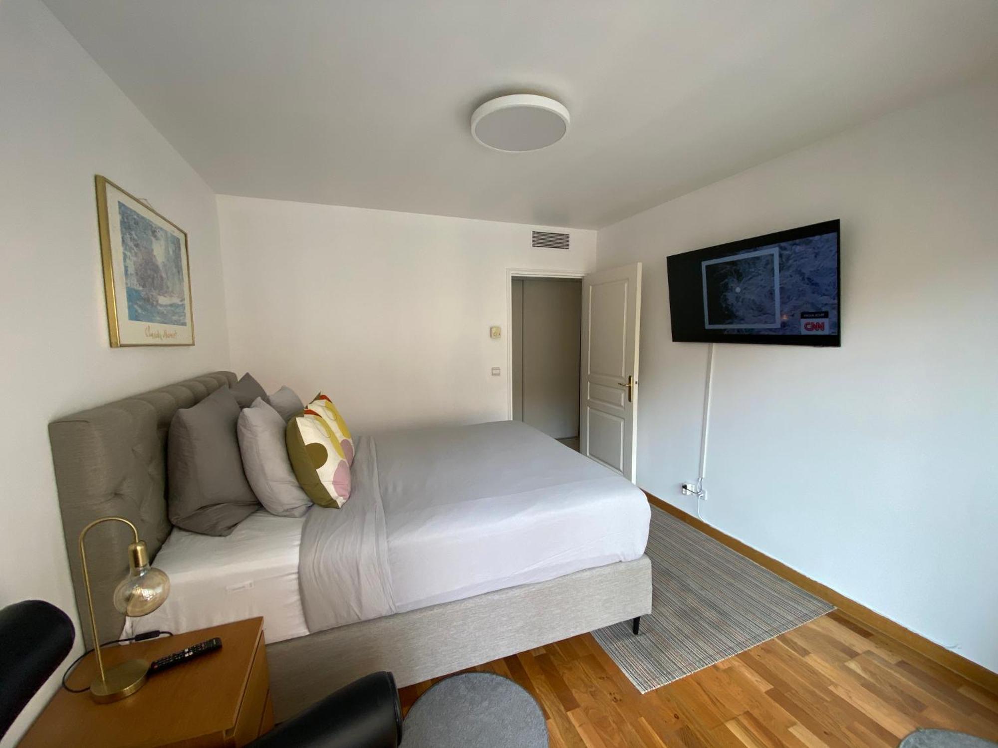 Apartment Le Grand Palais De La Mediterranee Access - Choice In *