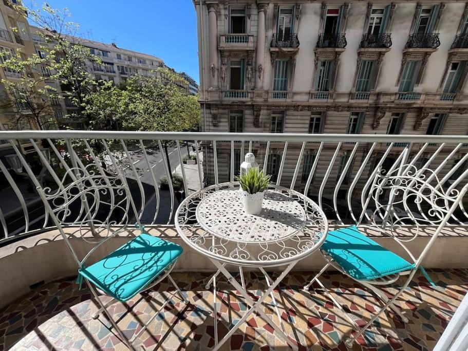 Sunny Gambetta With 3 Air Conditionings * Nice