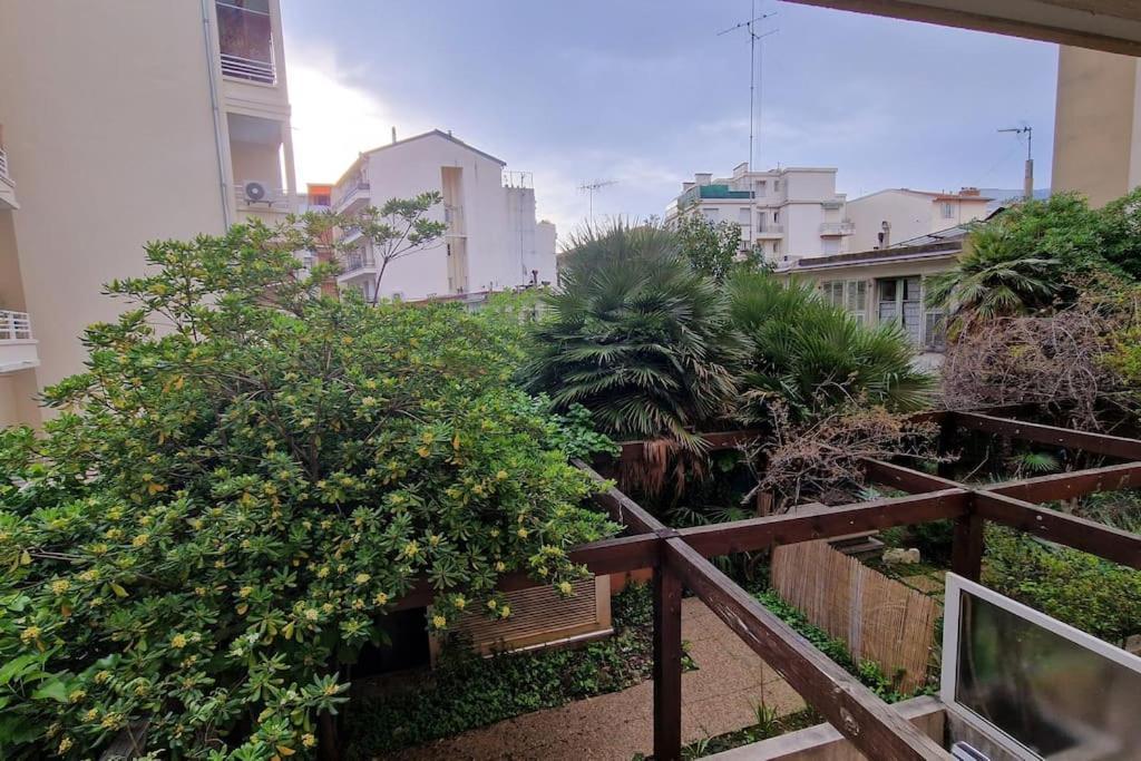 Sunny Escape Apartment