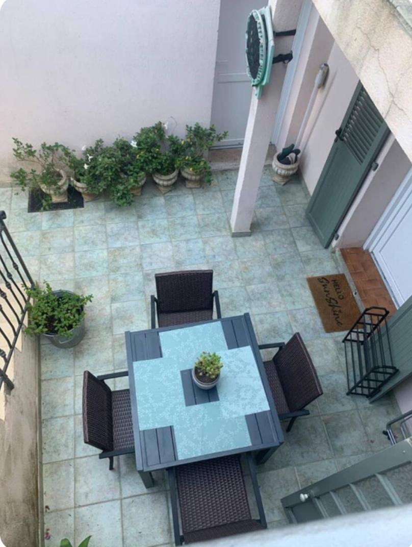 Apartment La Campagne En Piscine, Jardins Et 2 Confort *