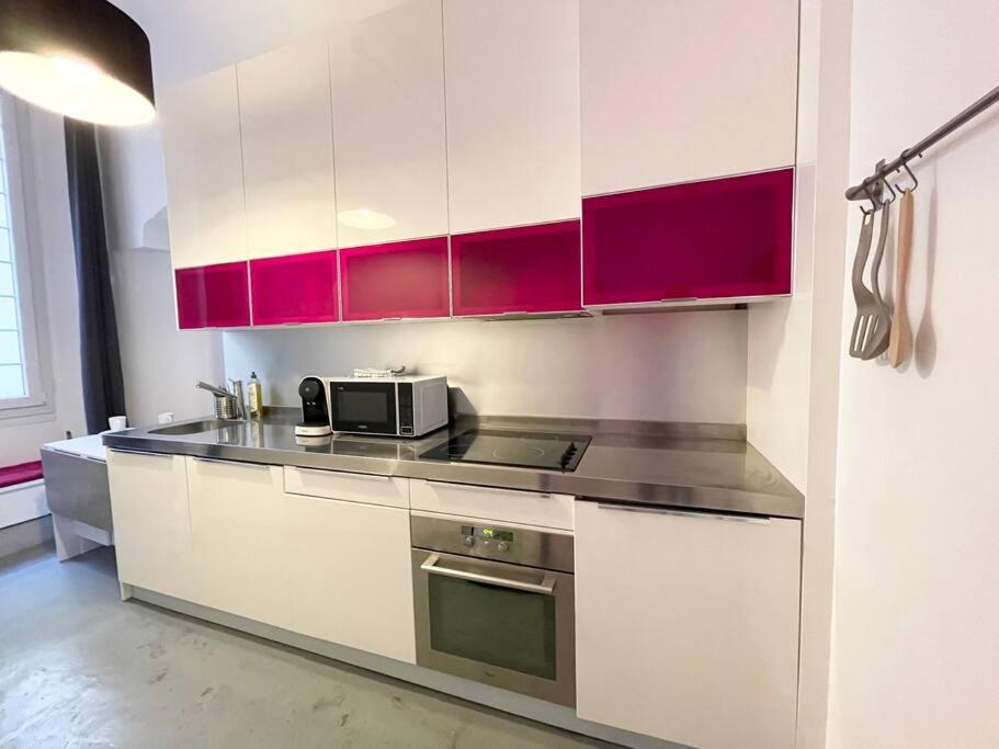 Cosy Appartement, Moderne, Fuchsia, Industriel *