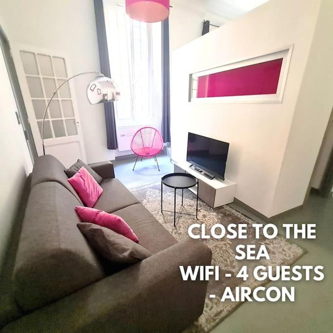 Apartment Cosy Appartement, Moderne, Fuchsia, Industriel