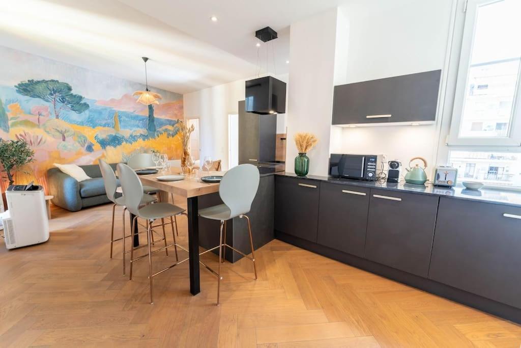 Superbe Deux Chambres, Centre Proche Port Apartment *