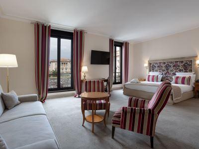 Westminster & Hotel