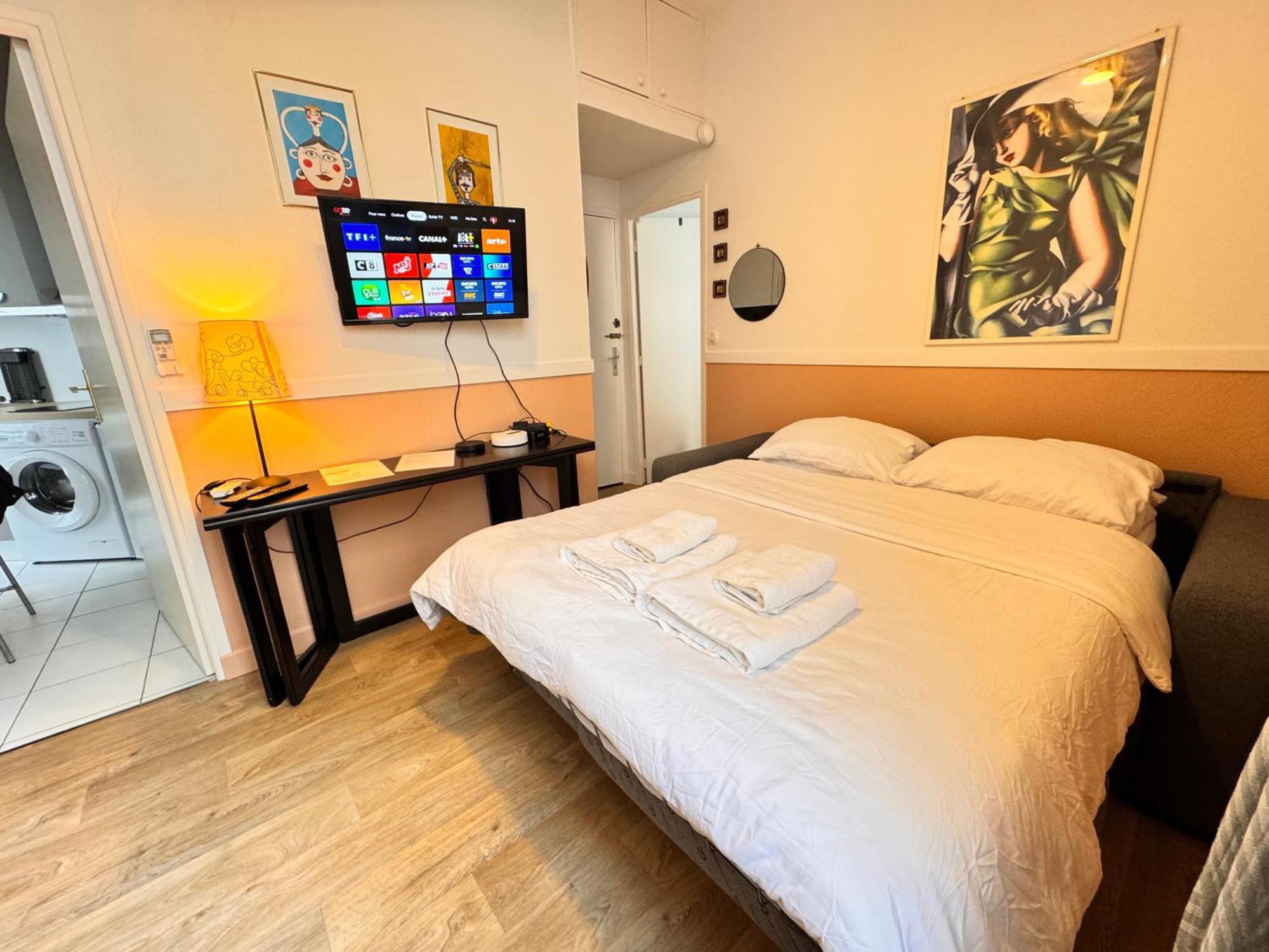 Peaceful Flat W Wifi Very Close To Pl Massena Refurbished Apartment