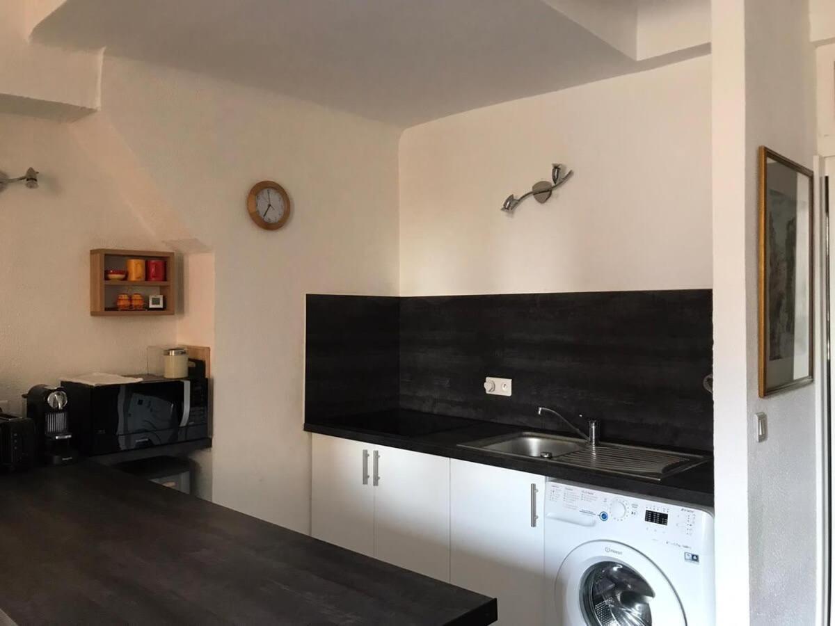 Rue St Gaetan Location Old Town Apartment