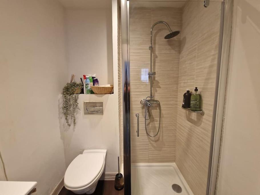 2 Pieces Hyper Centre *