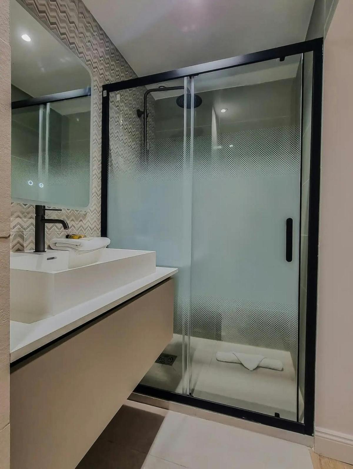 Apartment Angleterre 3 - Centre - 3 Pieces 2 Sdb *