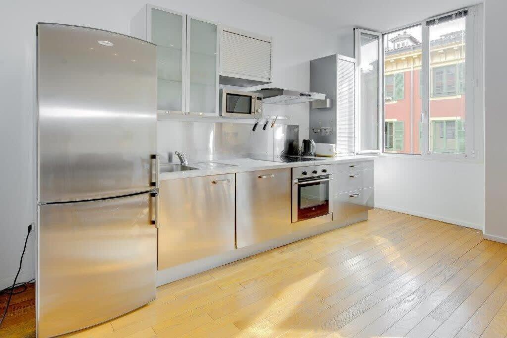 Rue Fodere Location Port Area * Nice