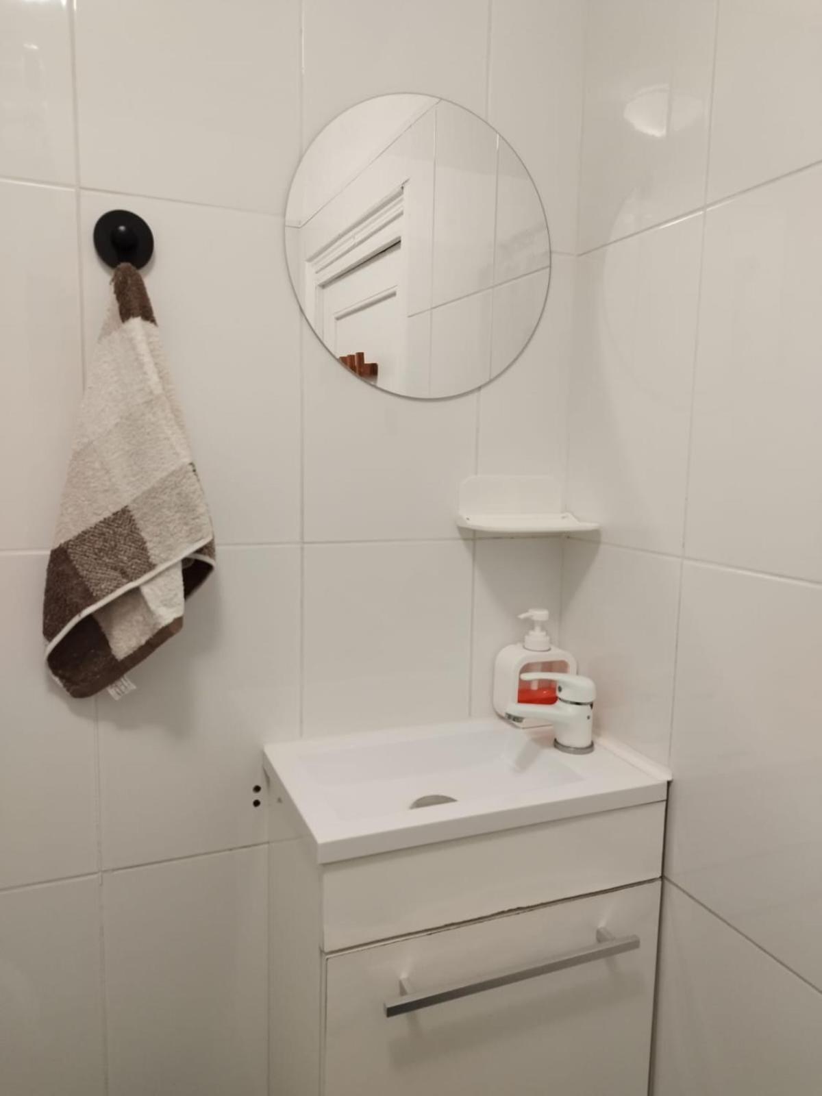 Private In Shared In The Center Of Homestay *