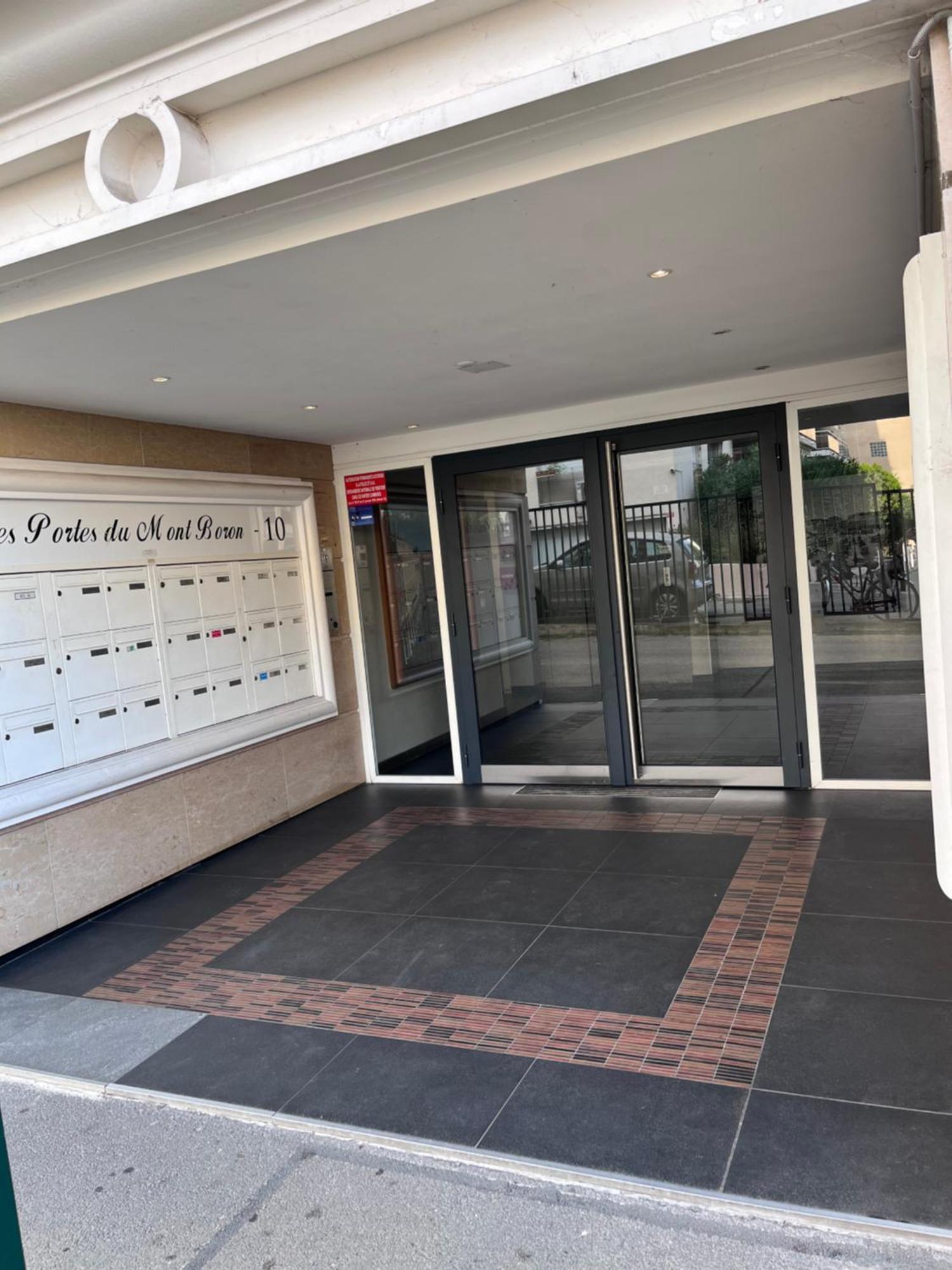 Terrasse Et Parking Prive *