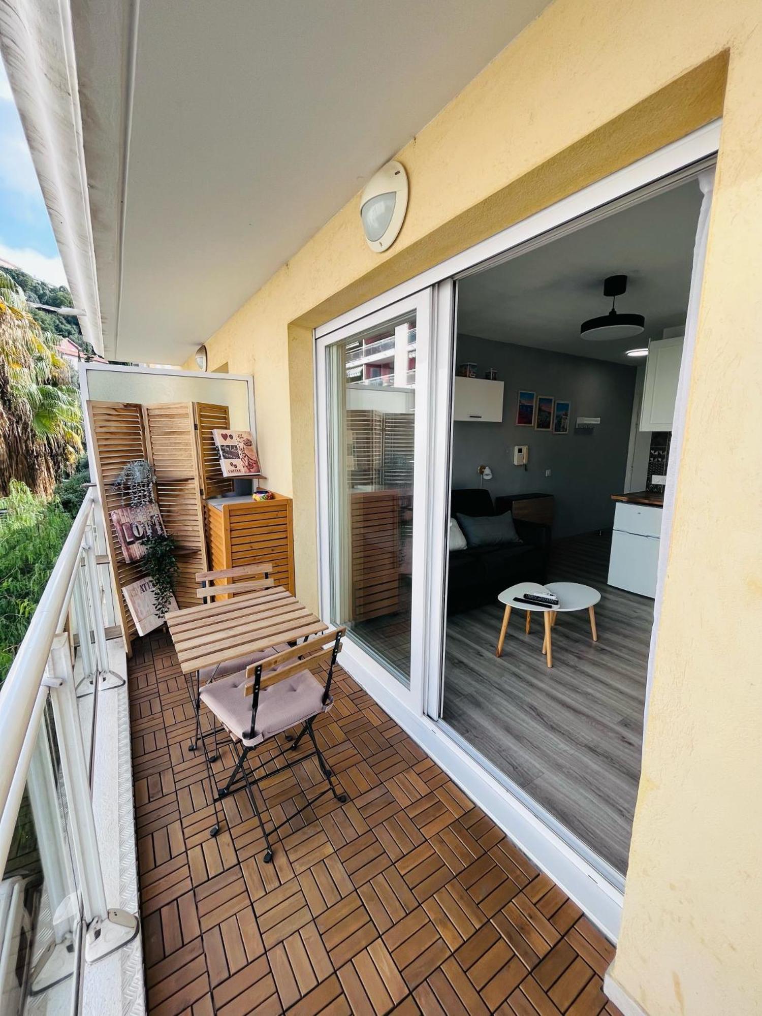 Terrasse Et Parking Prive Appartement *