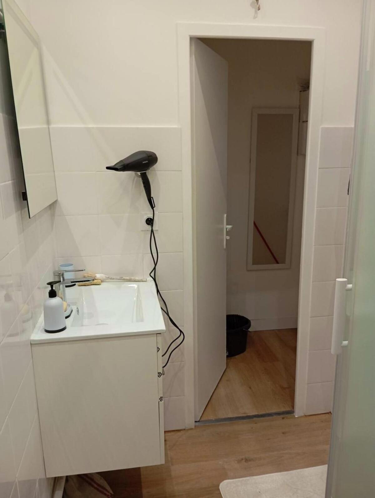 Port Et Vieux Direct From Airport By Tramway Apartment