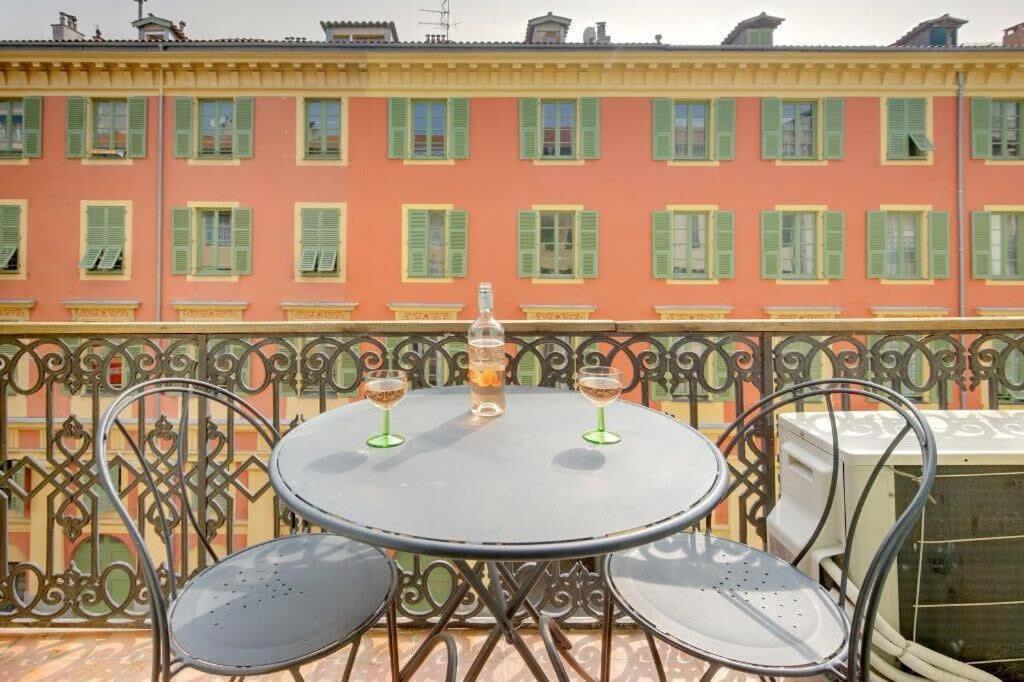 Rue Fodere Location Port Area *