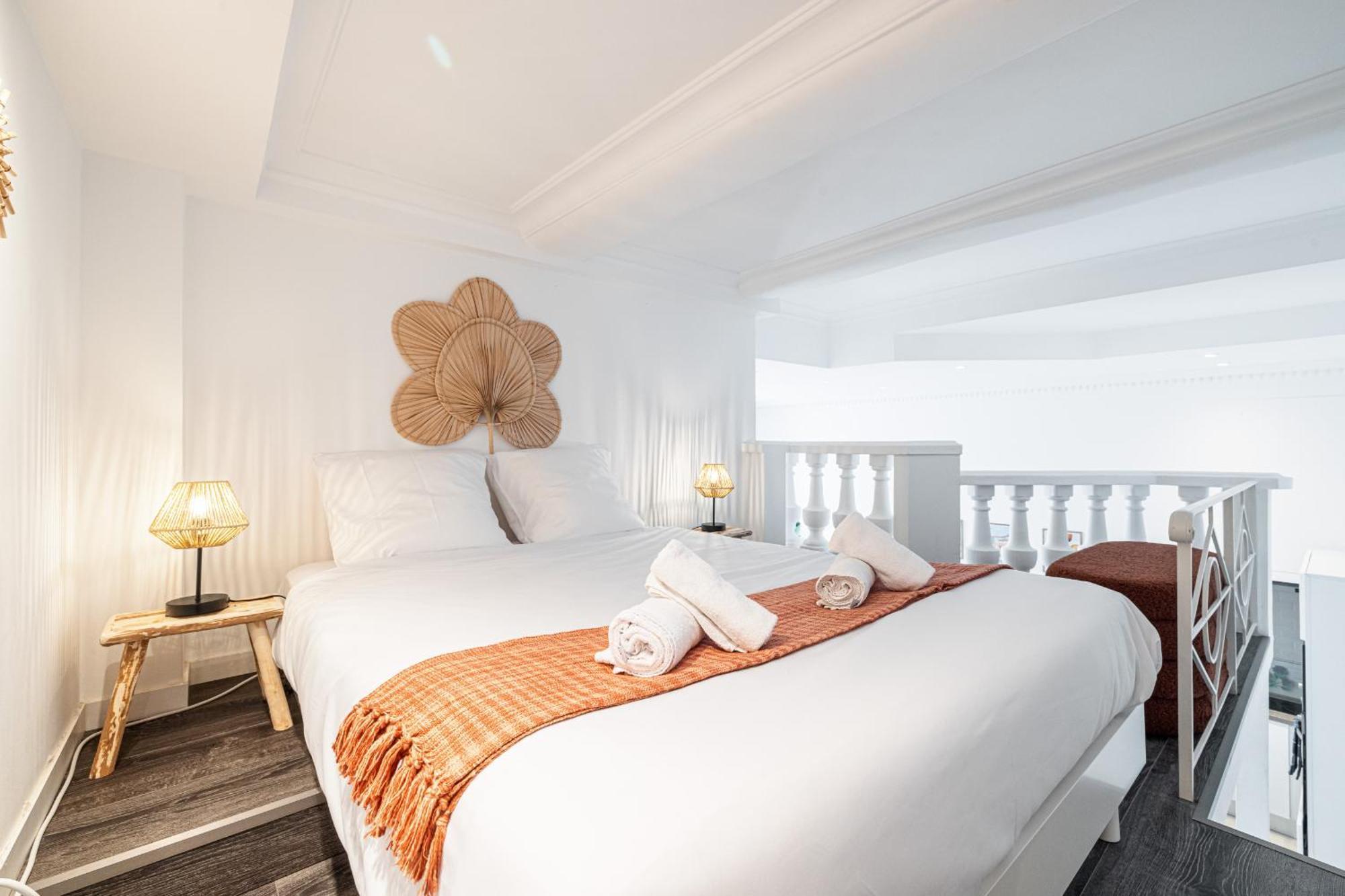 1 Longchamp - Joli - Carre D Or - Climatise Apartment