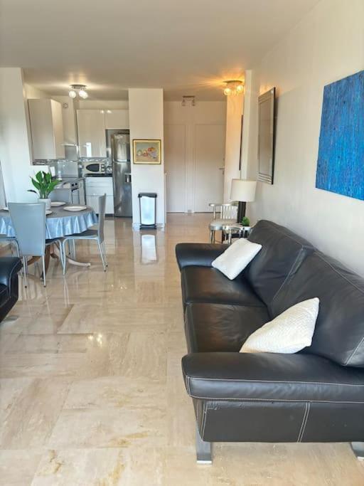 Lumineux Vue Mer, Piscine Et Tennis Nice