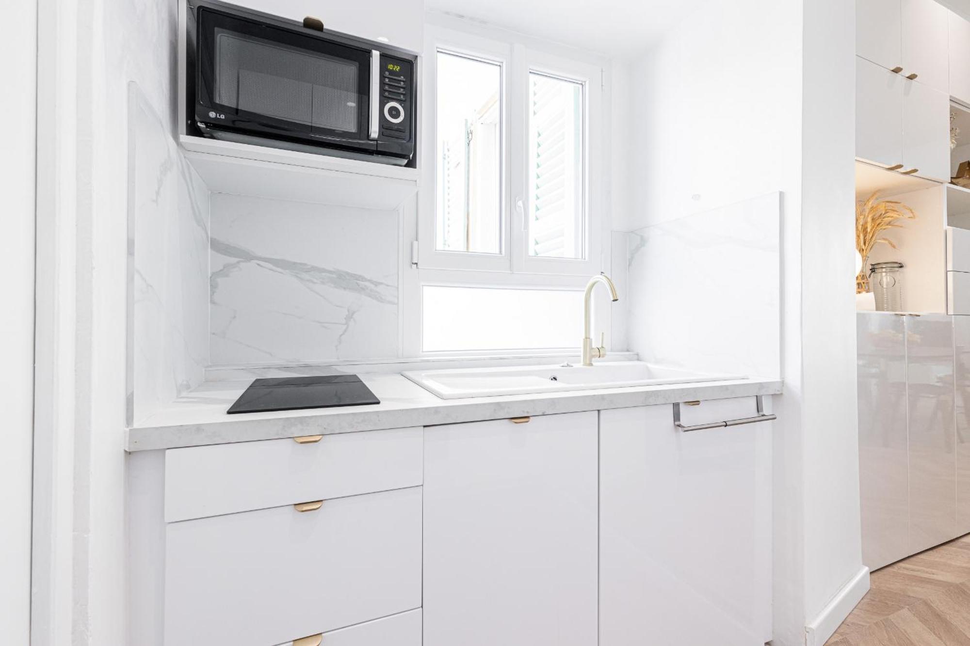 37 Massena Lot 2 - Superbe 3 Pieces - Zone Pietonne - A-c Apartment Nice