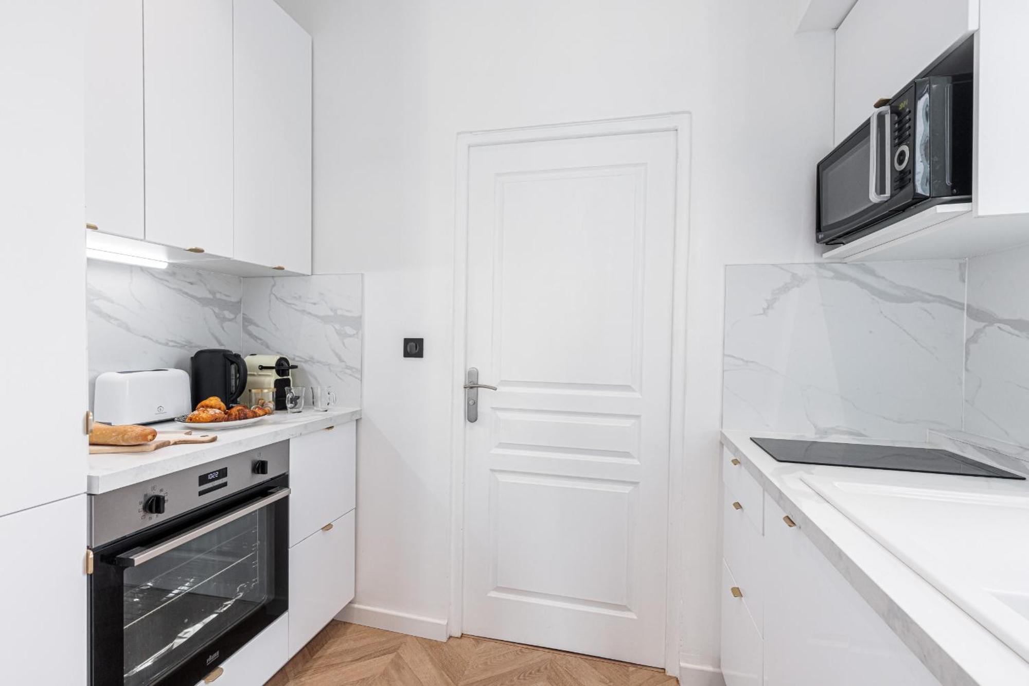 37 Massena Lot 2 - Superbe 3 Pieces - Zone Pietonne - A-c Apartment *