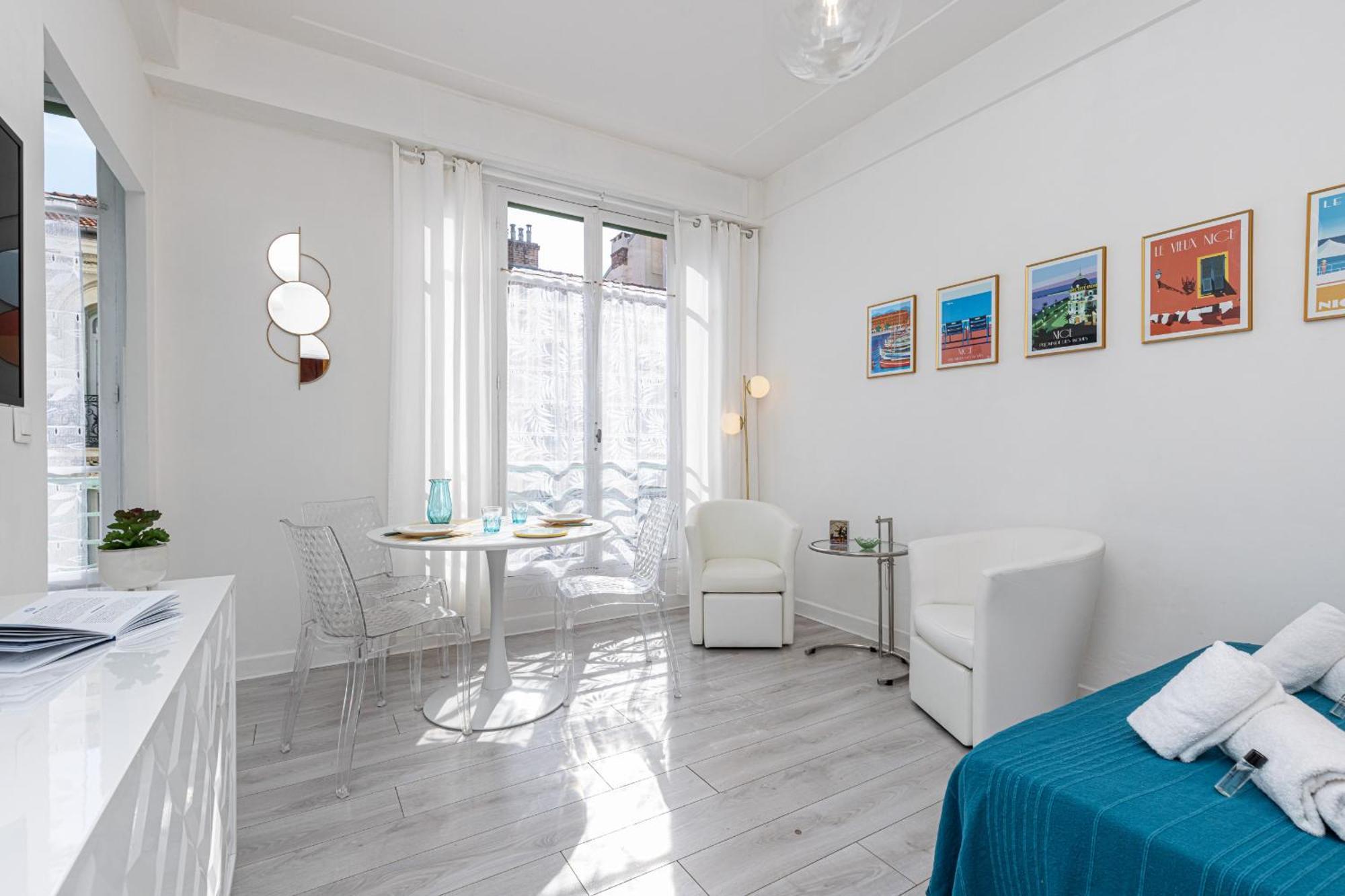 37 Lamartine - Magnifique Art Deco - Centre-ville Apartment